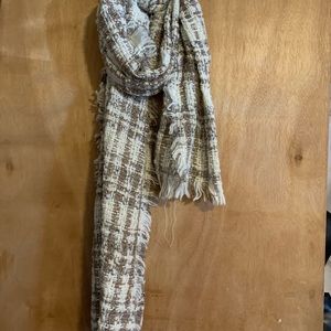 Beautiful scarf 😍😍